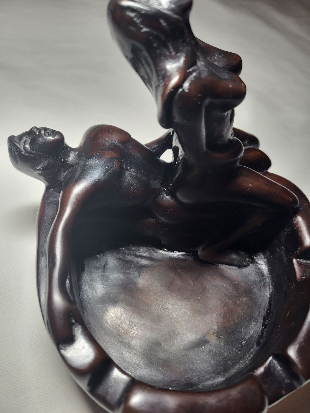Aschenbecher: Aschenbecher aus Resin – Neu (gemäss Beschreibung) aus Basel von Treasurehunter 1