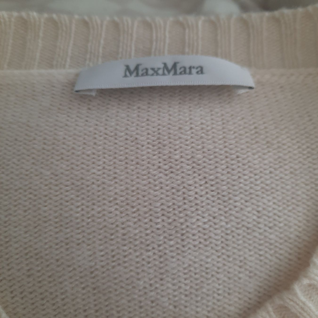 Max Mara Pullover & Sweatshirts: Max Mara pull  L – Neu (gemäss Beschreibung) aus Yverdon-les-Bains von afu_gl6j 3