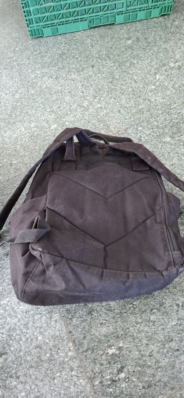 Zaini: Anello Canvas Rucksack, Schwarz – Usato da Liestal venduto da Galog91 2