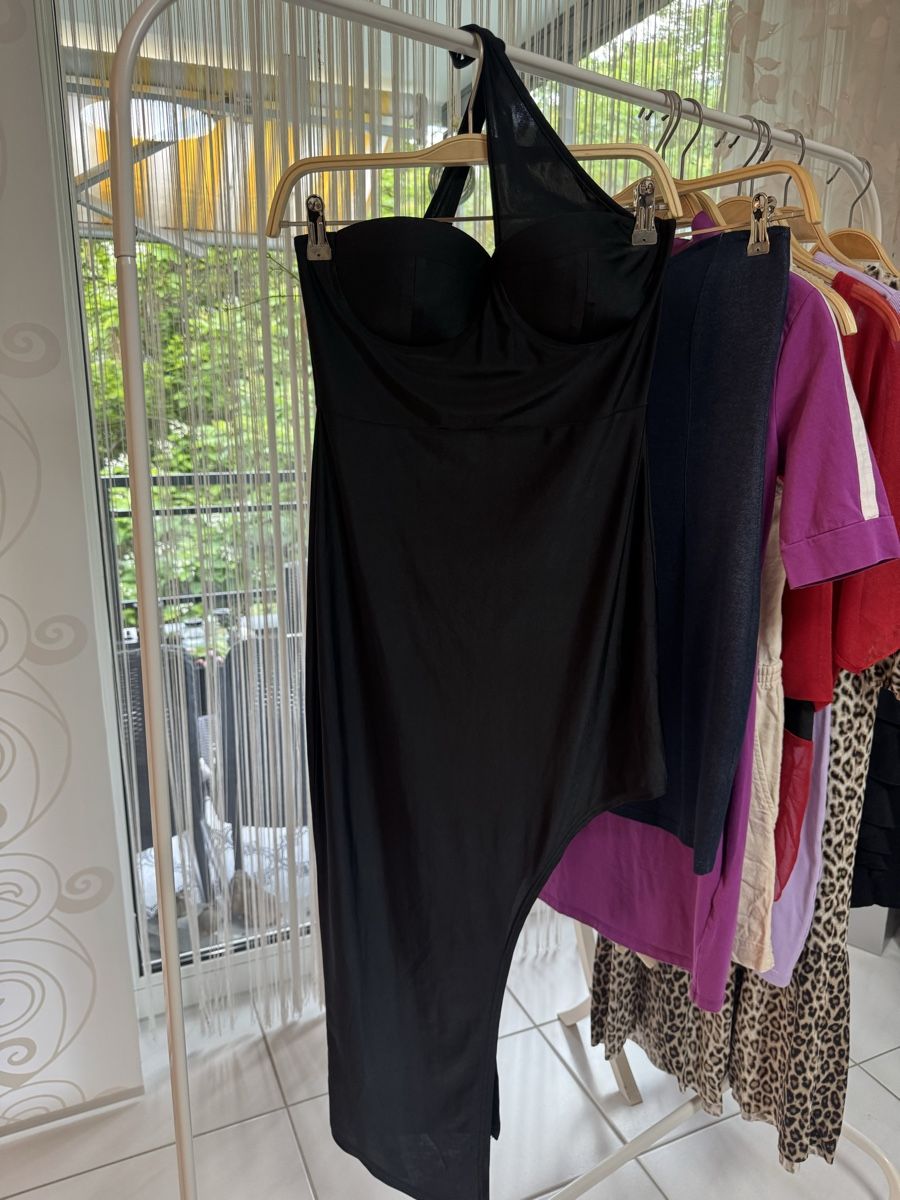 Kleiderpakete: Set 8 Kleider  – Gebraucht aus chur von merygori 4