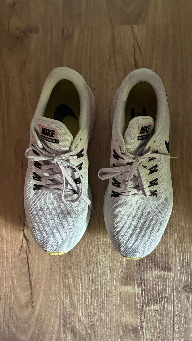 Nike Scarpe da uomo: Baskets Nike Zoom Structure 22 rose taille 40 – Nuovo (secondo la descrizione) da Basse-Nendaz venduto da vou_dh7f 1