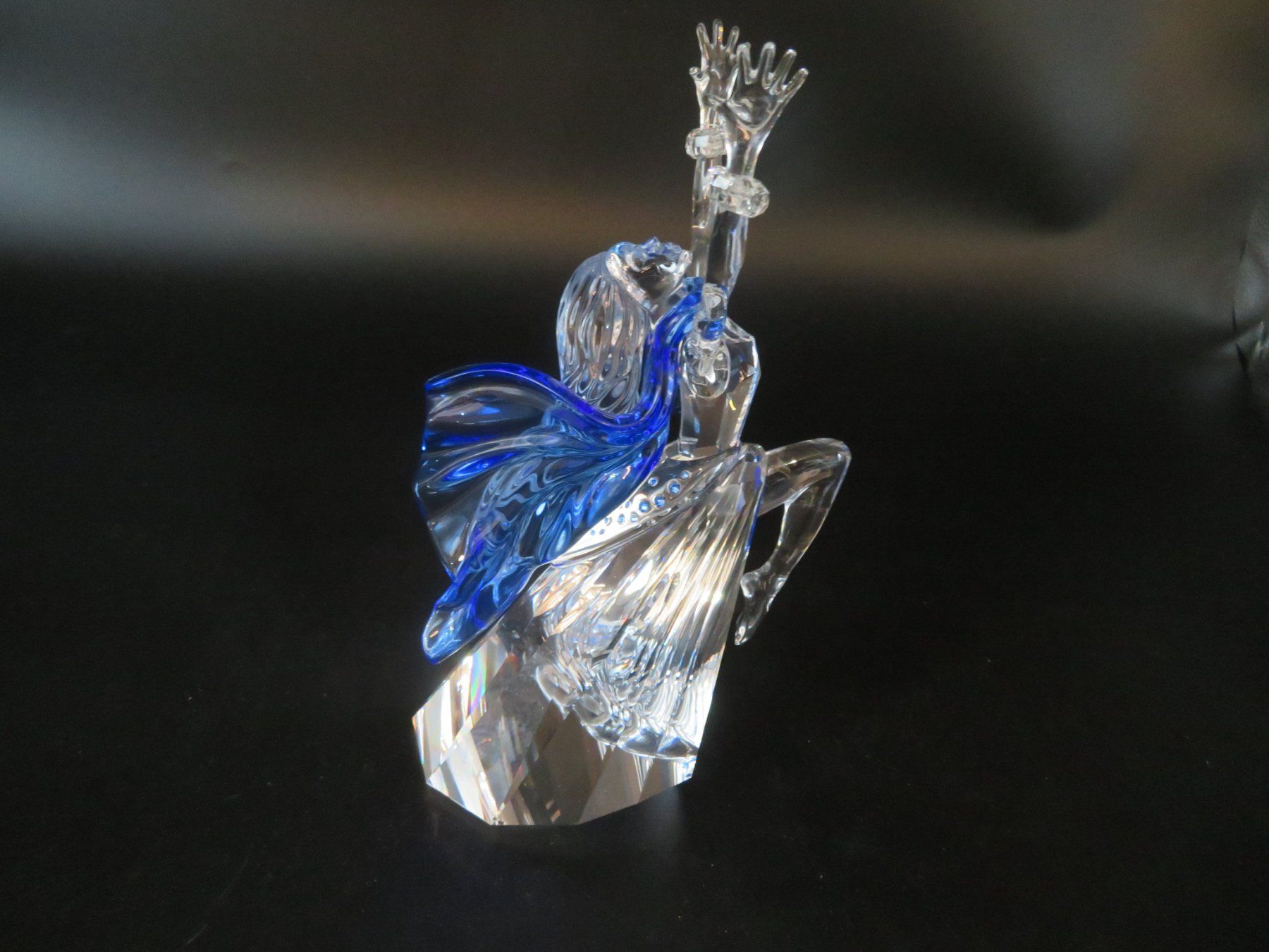 Swarovski Statuette: Swarovski Tänzerin Isadora – Usato da Reinach BL venduto da WBZ-Flohmarkt