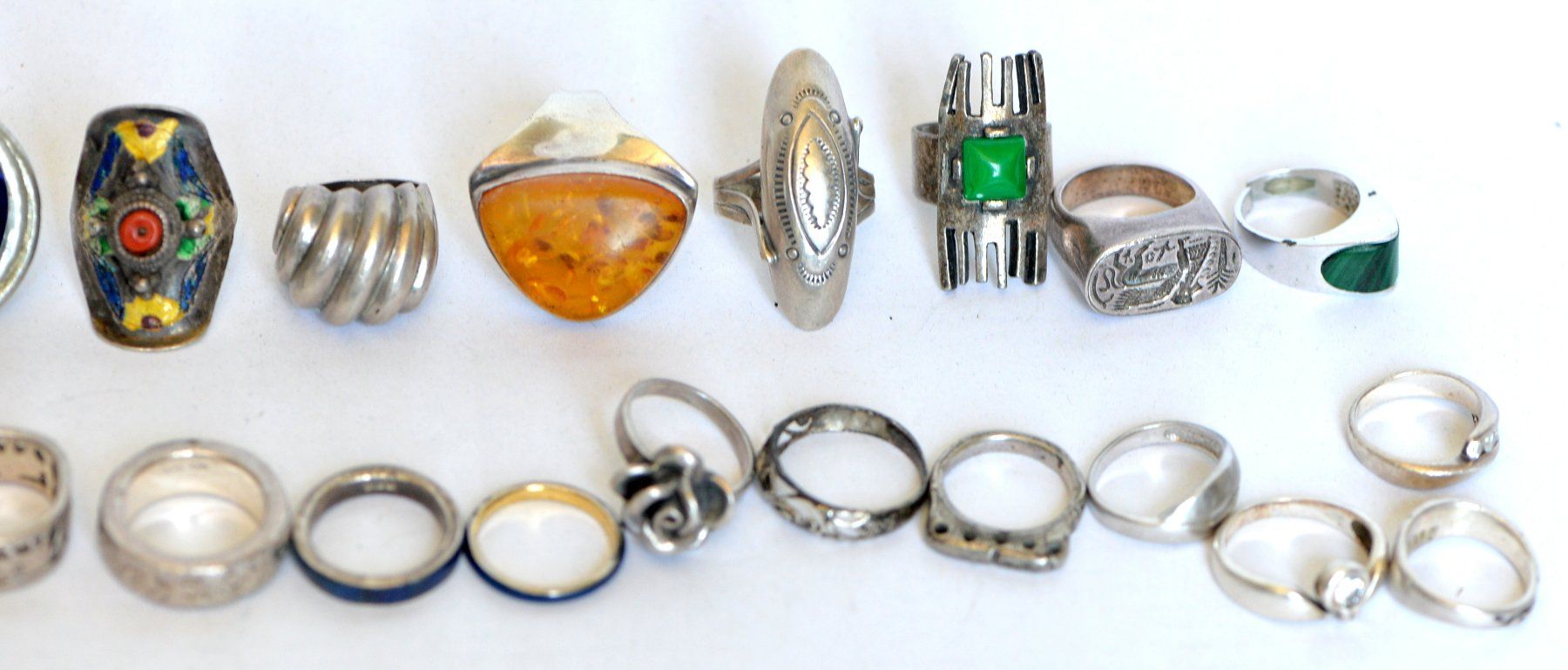 Autres bijoux: Lot de 26 anciennes bagues diverses – D'occasion à Neuchâtel par Neuchatel 2