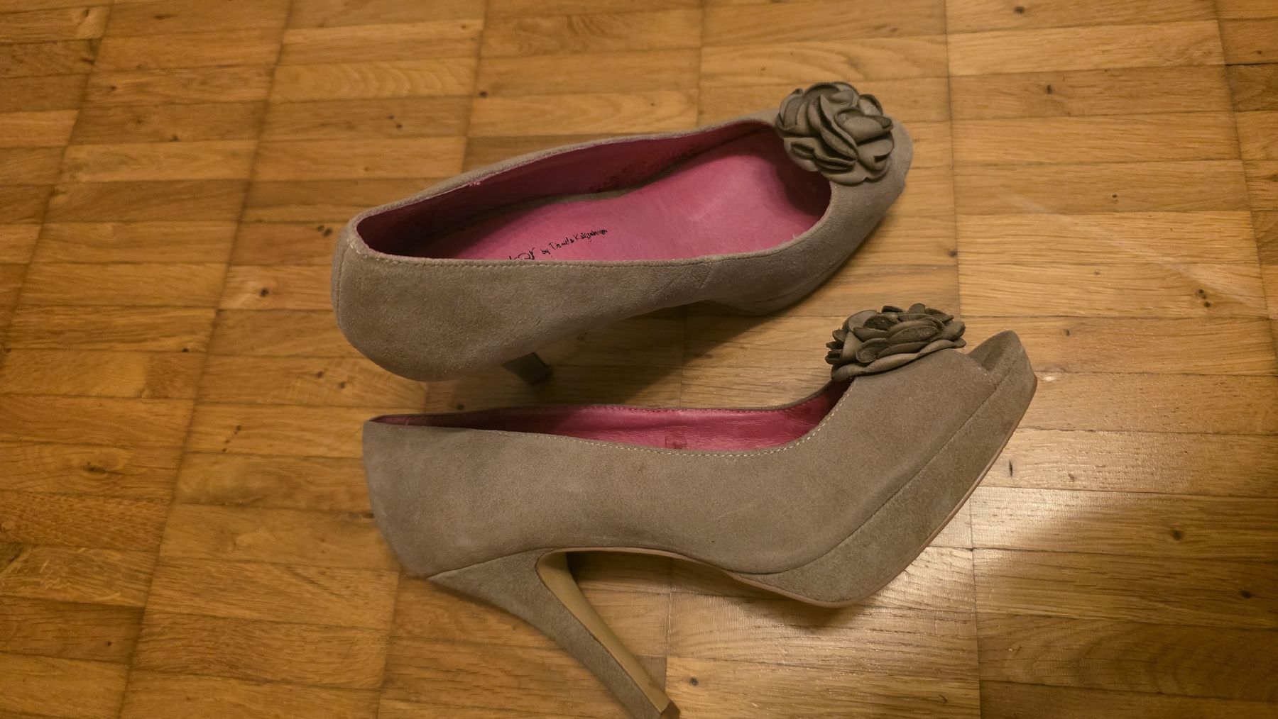 Chaussures femmes: Pumps by Daniela Katzenberger – Neuf (Voir description) à Thun par remyi 1