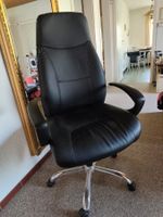 Bürostuhl Leder schwarz gut erhalten