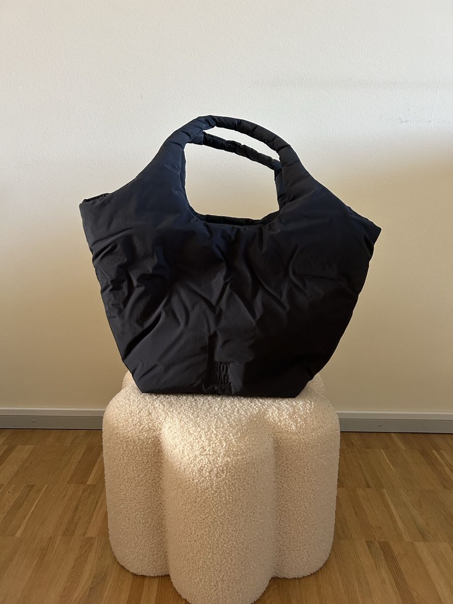 Borse: Got Bag Cloud Tote Bag – Nuovo (secondo la descrizione) da Winterthur venduto da kayleighosswald 1
