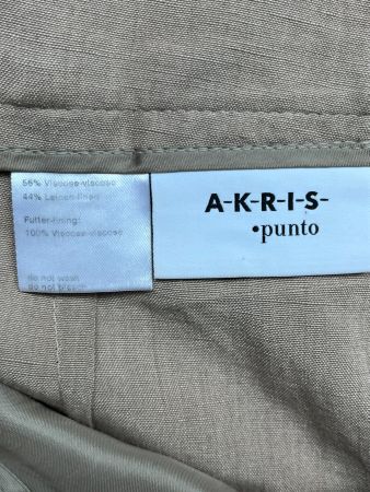 AKRIS Punto Sommerhose Beige Gr. 42, Top Zustand!