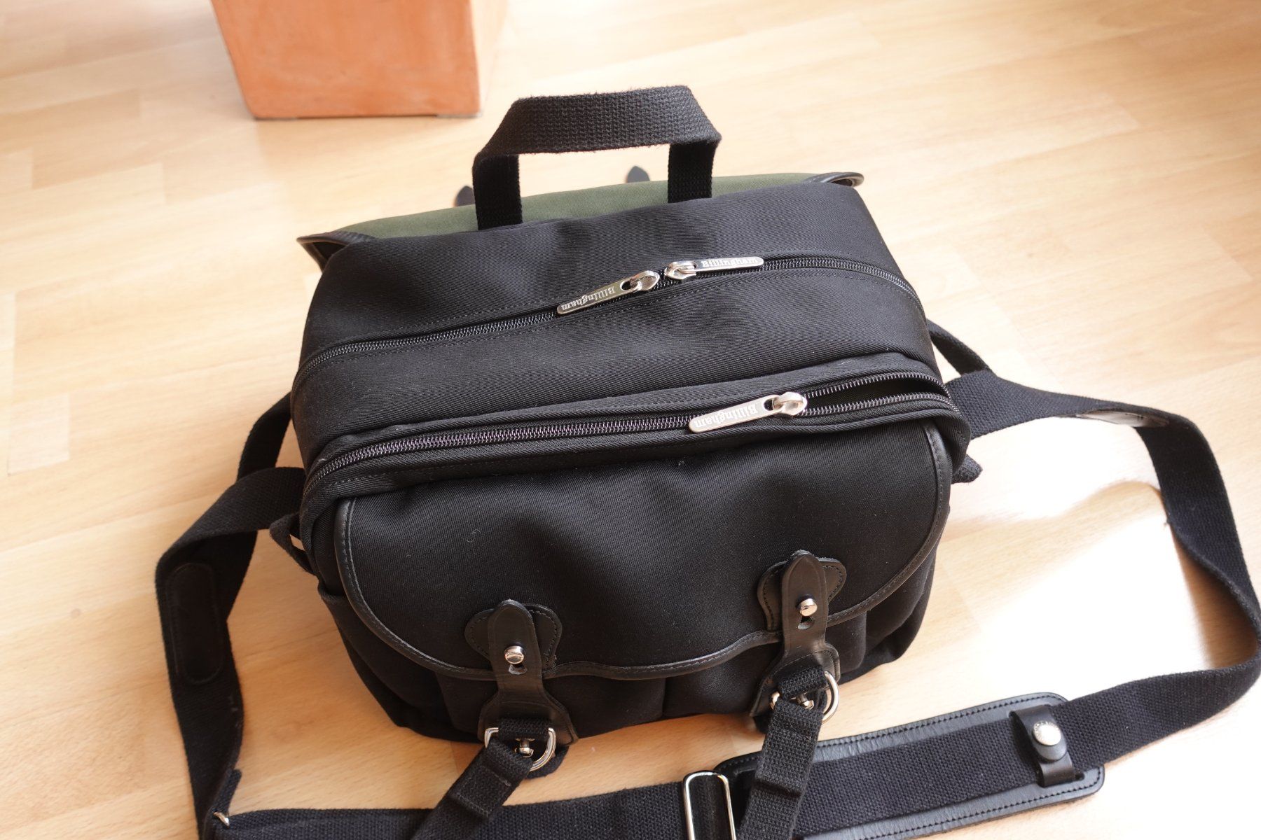 Borse: Billingham 225 Camera Bag schwarz – Usato da Neuheim venduto da snuup01 4