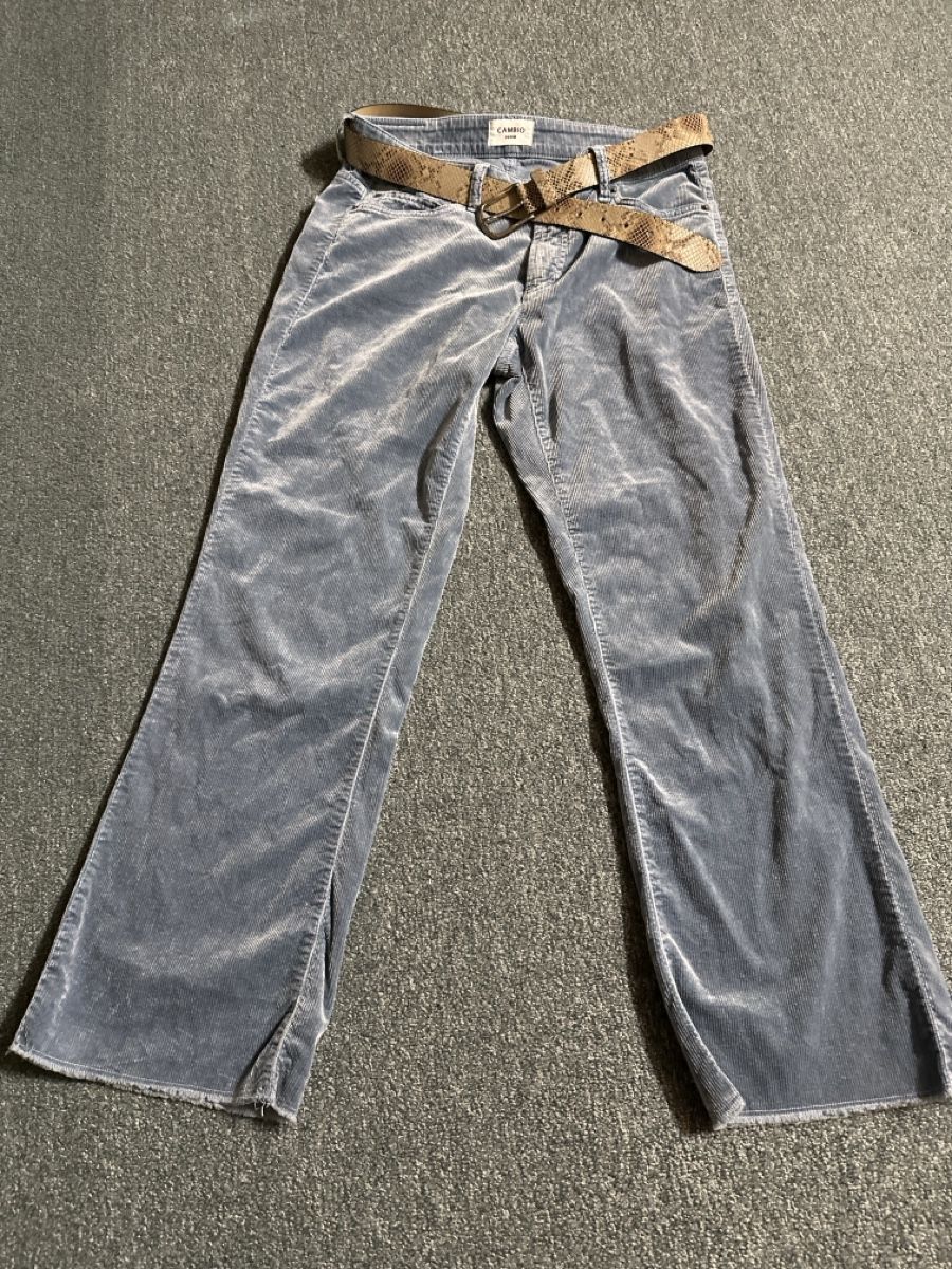 Cambio Pantaloni: Cambio Cordhose Neuwertig mit Gurt – Nuovo (secondo la descrizione) da Baltschieder venduto da YmroBe