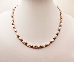 Damenhalskette Perlenkette in Peach Perlweiss und Taupe