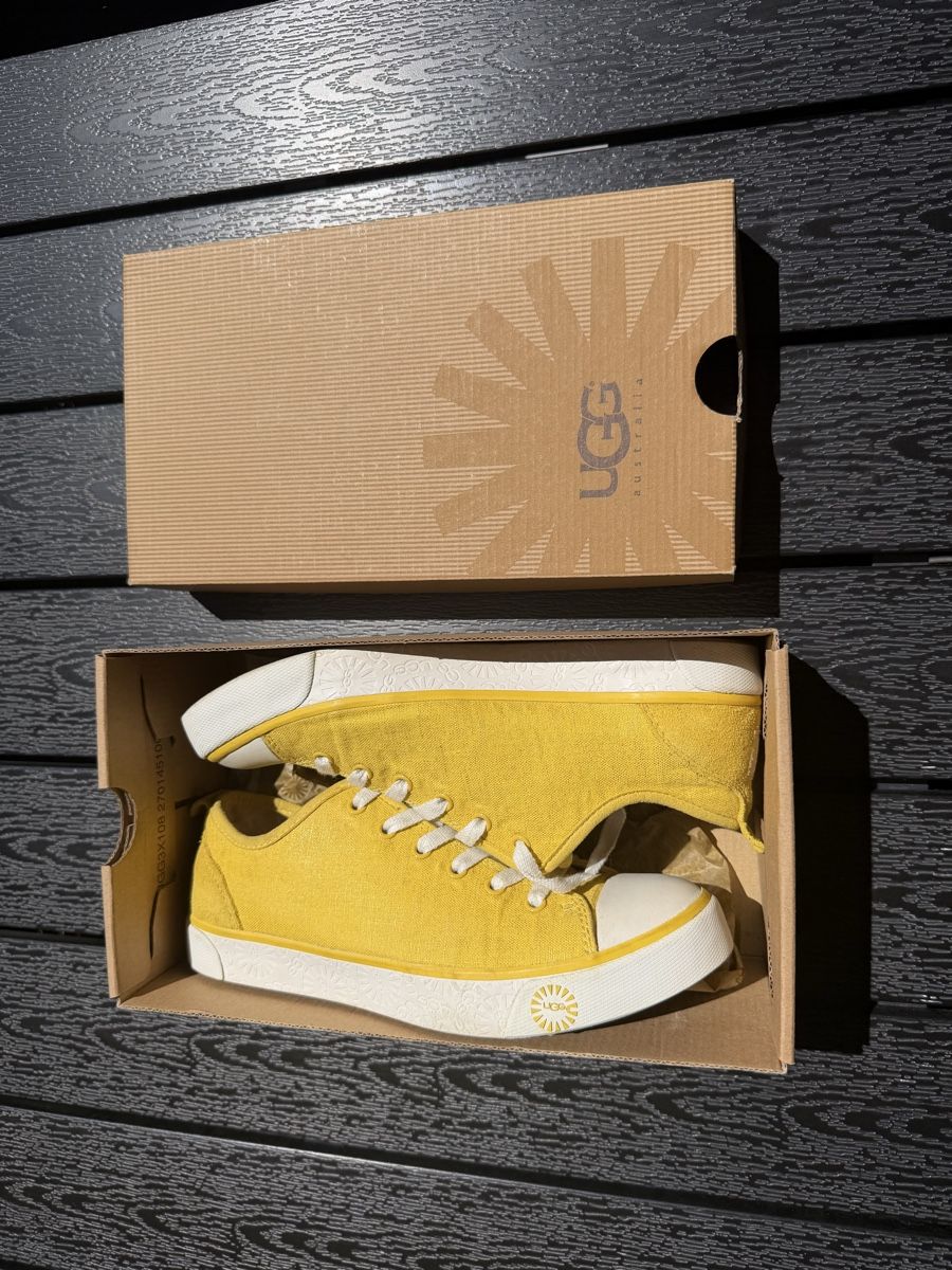 Ugg Chaussures hommes: Ugg – Neuf (Voir description) à Melide par ser_6qfy 3