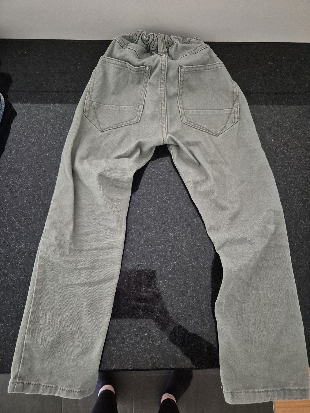 Pantaloni: Hosen Grösse 116 – Usato da Rickenbach SO venduto da S.u.n.s.h.i.n.e.83 3