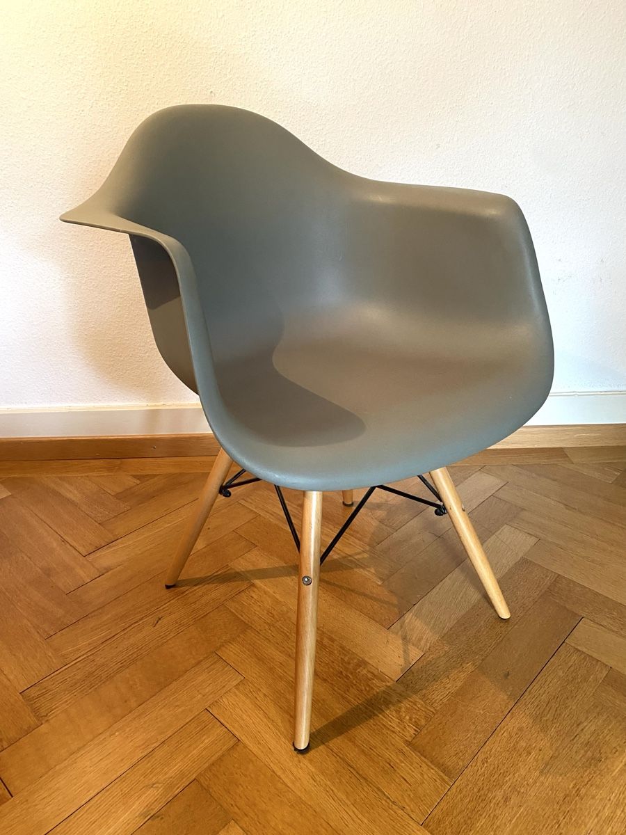 Poltrone: Design Sessel Chair – Usato da Olten venduto da sportwelt