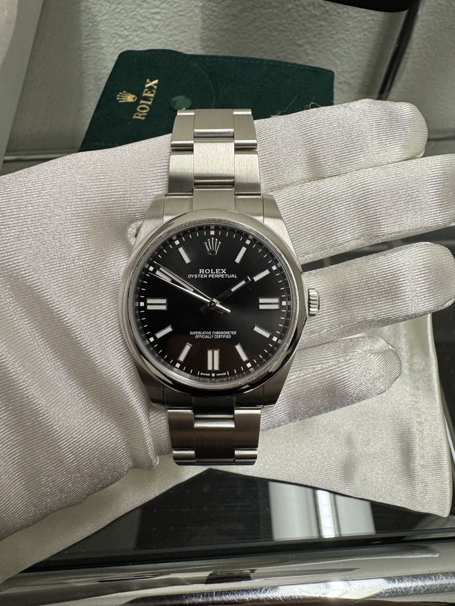 Rolex Orologi: Rolex Oyster Perpetual 41 Schwarz Full Set – Usato da Bern venduto da ric_9rqp