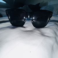 Lunettes de soleil Linda Farrow, style et protection 😎
