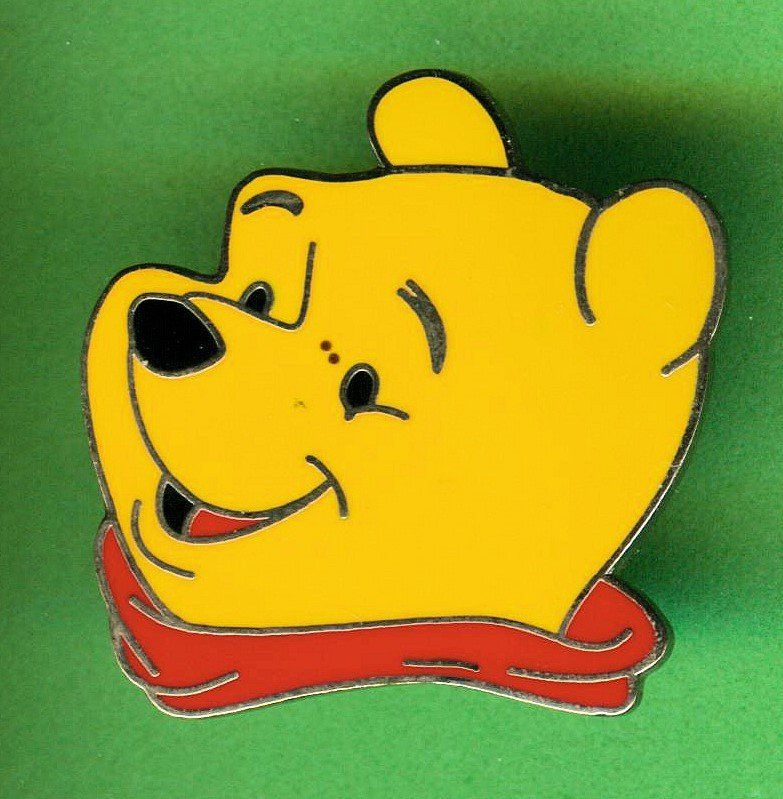 Disney Plaketten & Abzeichen: DISNEY  Winnie Puuh  – Gebraucht aus Winterthur von Sammleroase