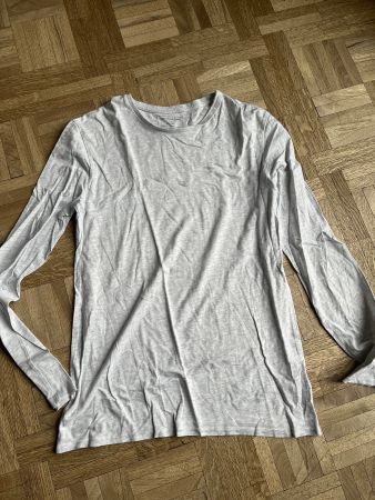 Schönes T-Shirt Gr. XS