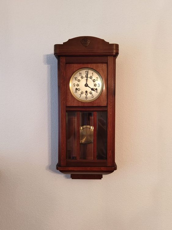 CalleaDesign Pendeluhr „Kurt“ In Rubinrot – 45x53 Cm, Made In Italy, Mit Quarzuhrwerk