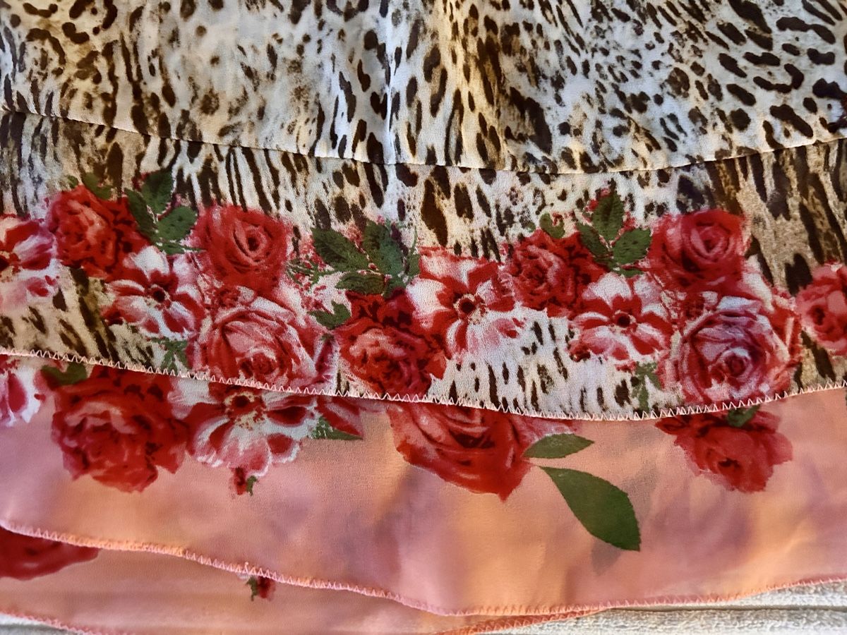 Gonne: Rock mit Leopardenmuster und Rosenprint Gr.S – Nuovo (secondo la descrizione) da Egliswil venduto da anbe8 2
