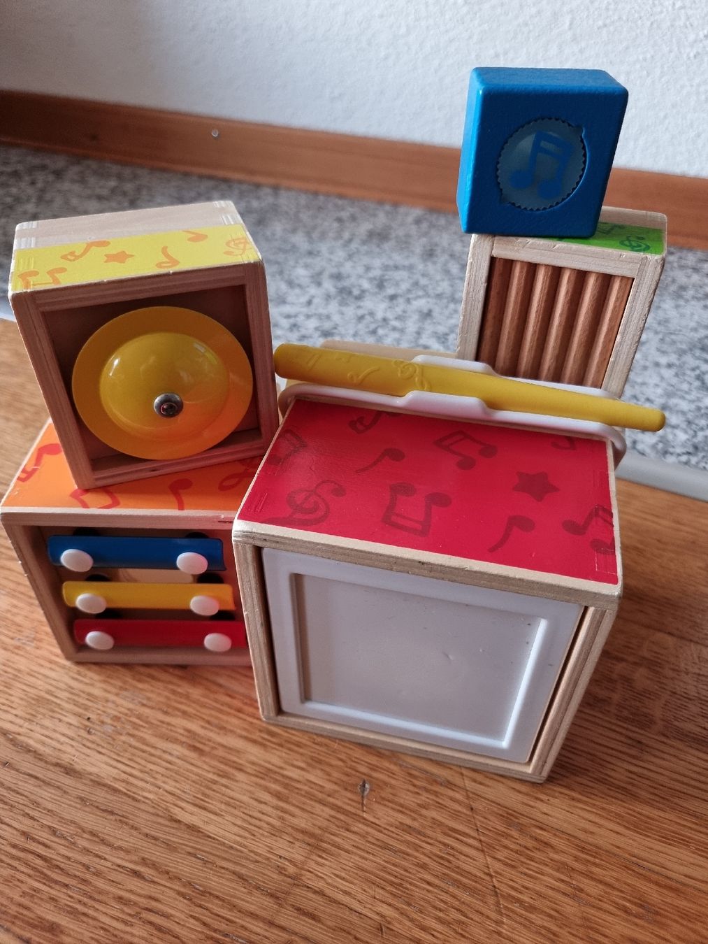 Hape Giocattoli: Hape Musik Set – Usato da Luzern venduto da Luzern_Energy 2