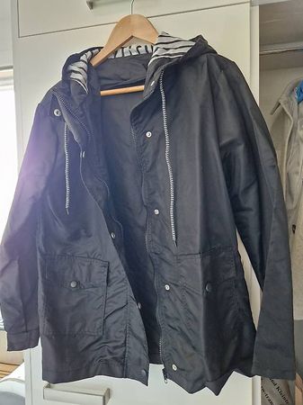 leichte Damenjacke (Grösse M/L)