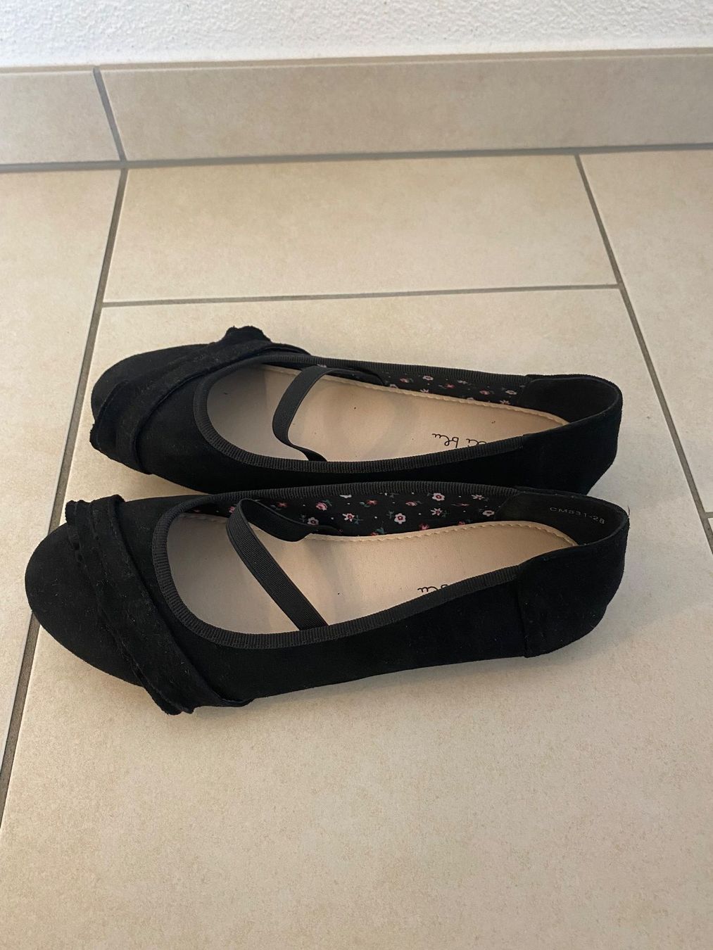 Scarpe per ragazze: Schwarze Ballerinas, Gr. 36 – Usato da Küssnacht am Rigi venduto da icbicb 1