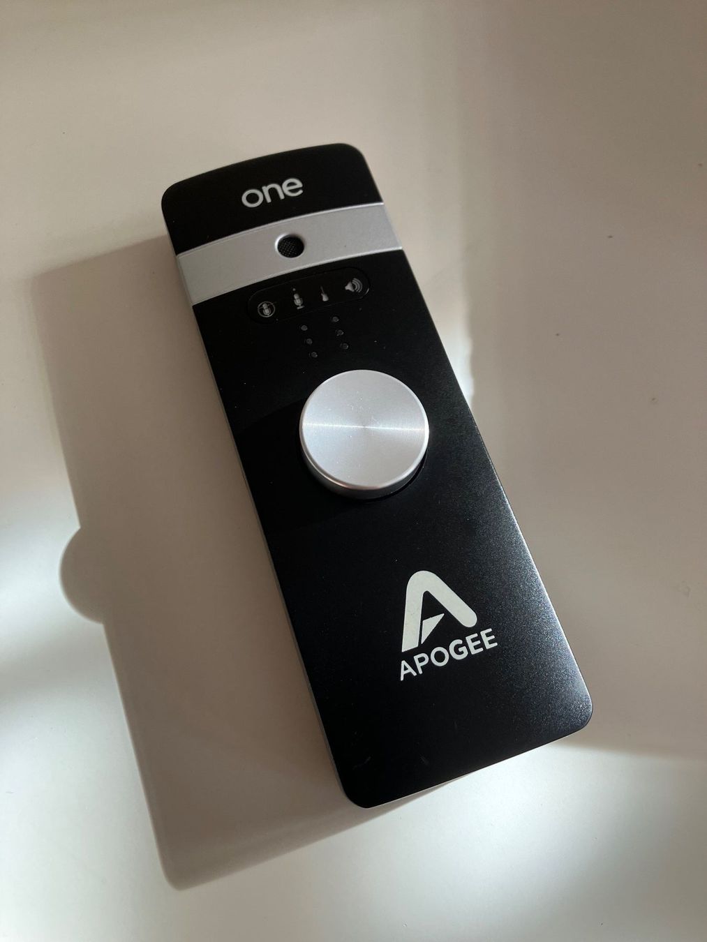 Apogee Microphones: Apogee One for iPad iPhone Mac Mic & Audio Interface – D'occasion à Eiken par Vivaldi01 1