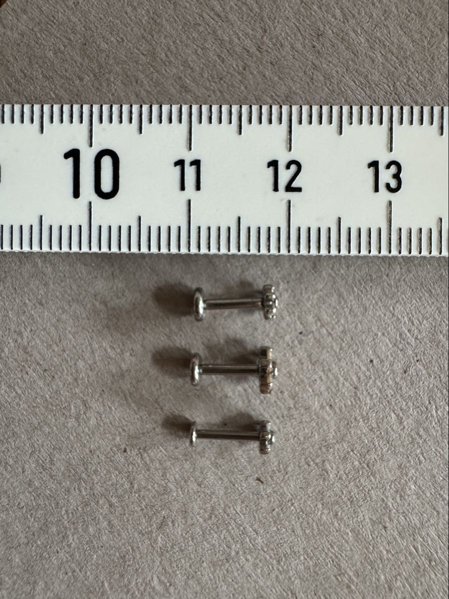 Bijoux piercing: 3x Labret Piercing Blumenform mit Steinen gebraucht – D'occasion à Nesslau par laurazimtstern 2