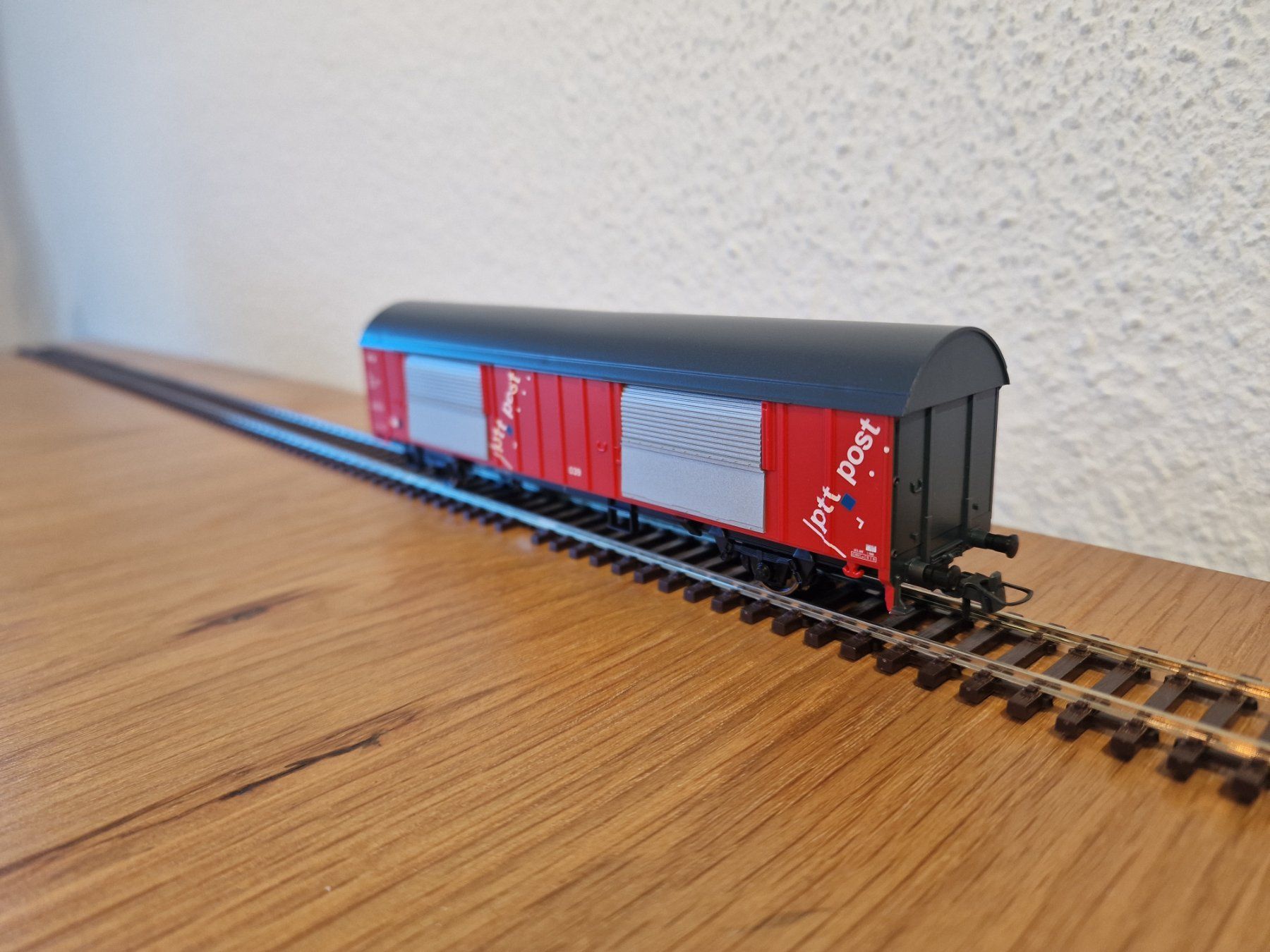 Roco Modellini di ferrovie: NS Postwagen H0 – Usato da Matten b. Interlaken venduto da lor_hr9w 2