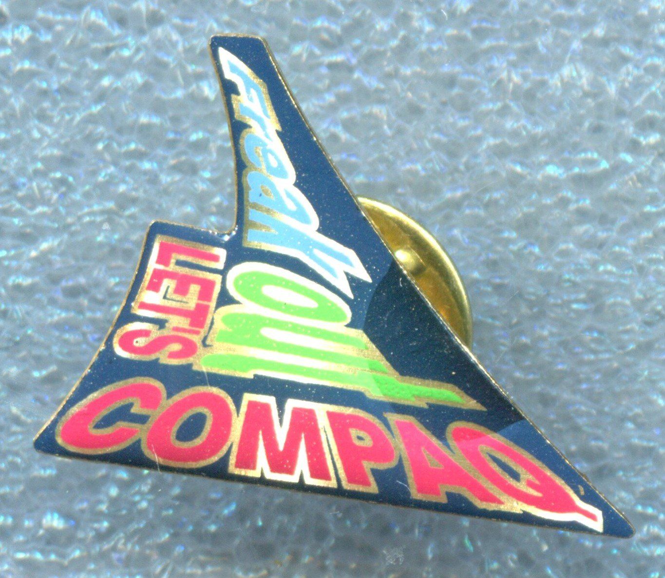 Placchette & Badge: Freak out LET'S  COMPAQ – Usato da Winterthur venduto da Sammleroase