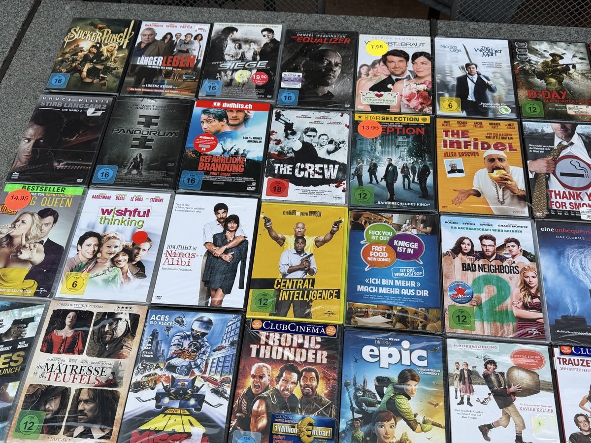 Tutti i DVDs: Originalverpackte DVD Filme Sammlung ca 48 Stk – Usato da Deitingen venduto da Himhip 1