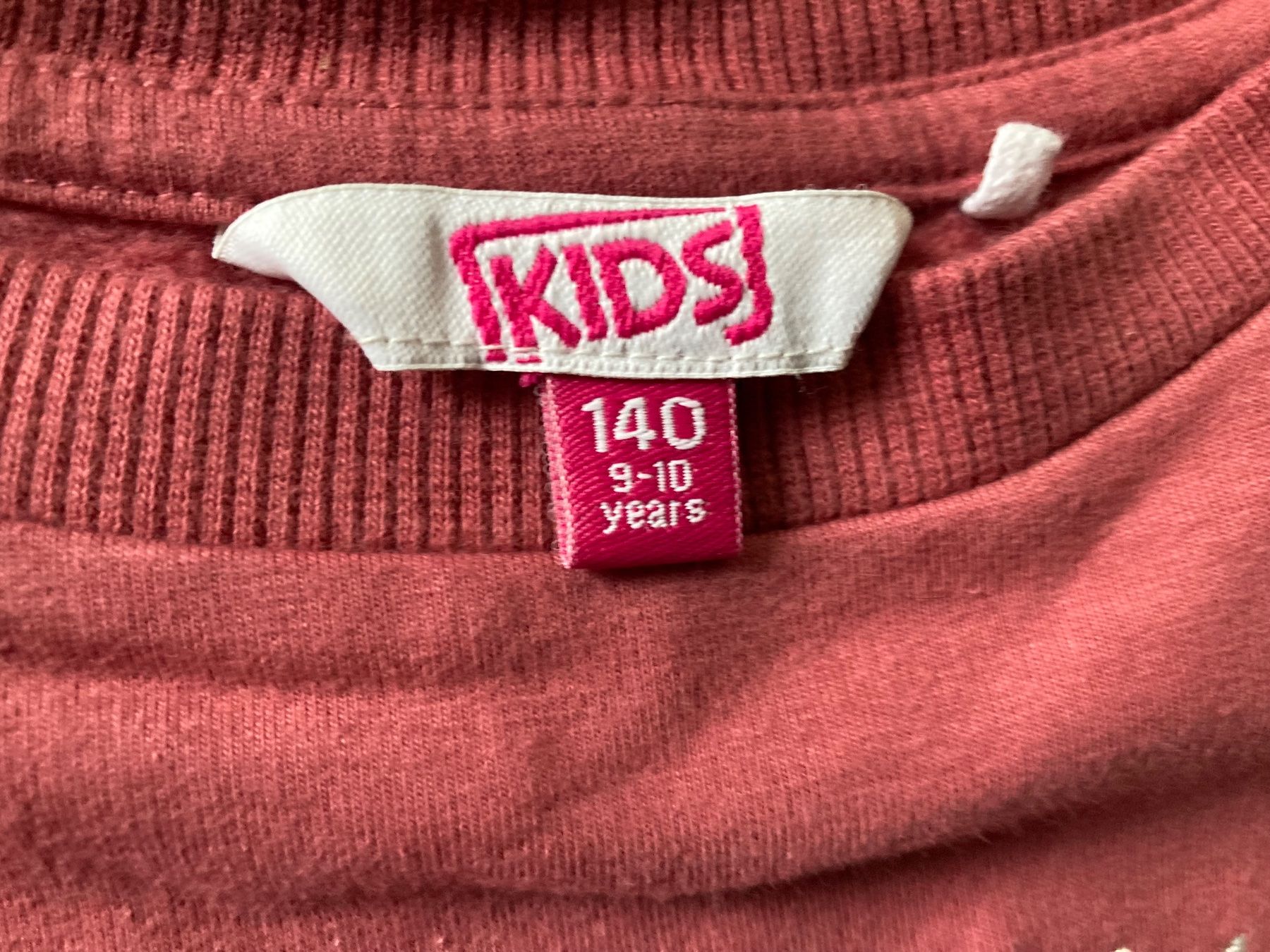 C&A Pullover & Sweatshirts: Pullover, Regenbogen Wendepailletten, Gr. 140 – Gebraucht aus Aetingen von Nadinsky 2
