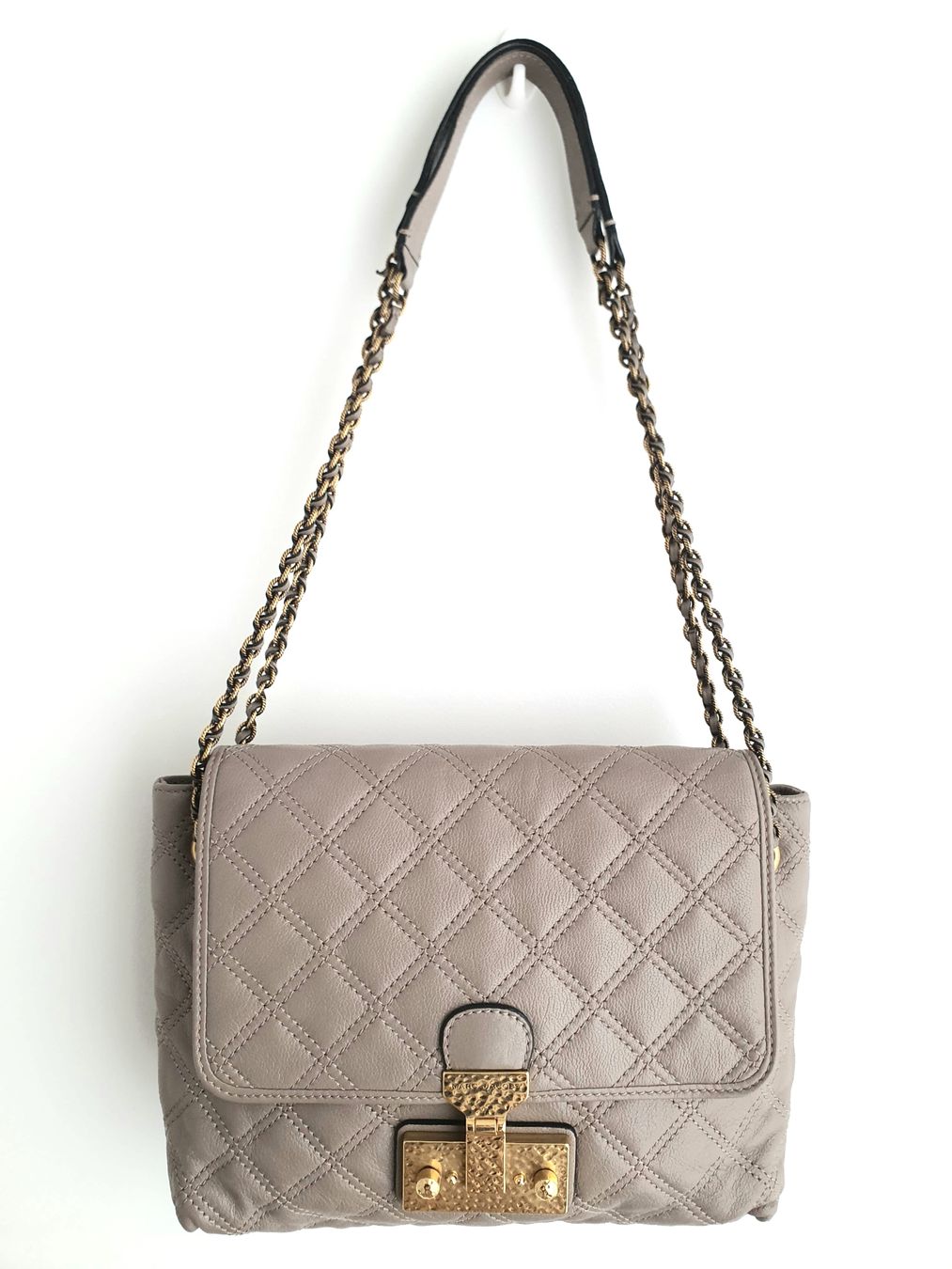 Marc Jacobs Borse da donna: Marc Jacobs Schultertasche Soft Leder Taupe – Usato da Niederteufen venduto da Mira_72