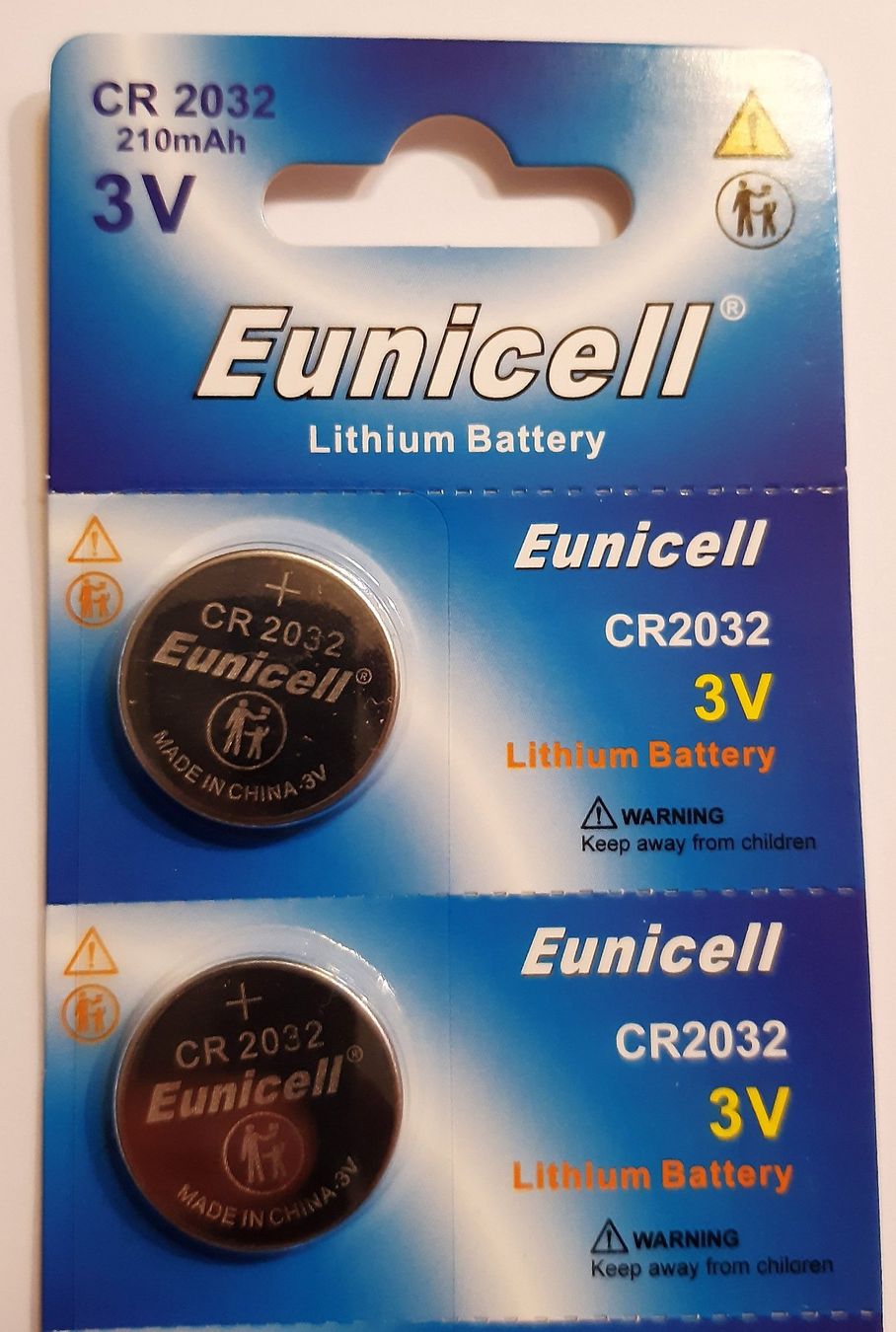 Caricatori & Batterie: 2 Stück CR 2032 LITHIUM Knopfbatterie 3 Volt – Nuovo e nell'imballaggio originale da St. Margarethen TG venduto da Smiley-Face