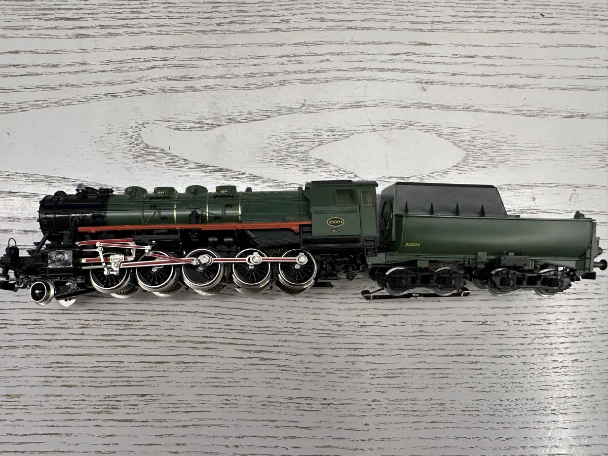 Märklin Modellini di ferrovie: Märklin 3316 SNCB Série 25 – Usato da Lupsingen venduto da New-Haven 3