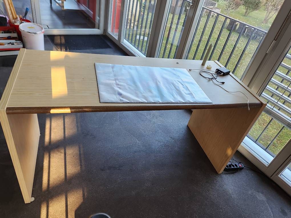Scrivanie: Bureau et rangement mural – Usato da Biel/Bienne venduto da eca_79wj