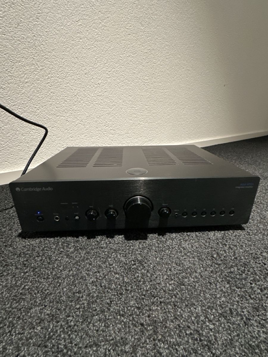 Cambridge Audio Amplificatori: CAMBRIDGE azur 651A – Usato da Uitikon Waldegg venduto da Mann