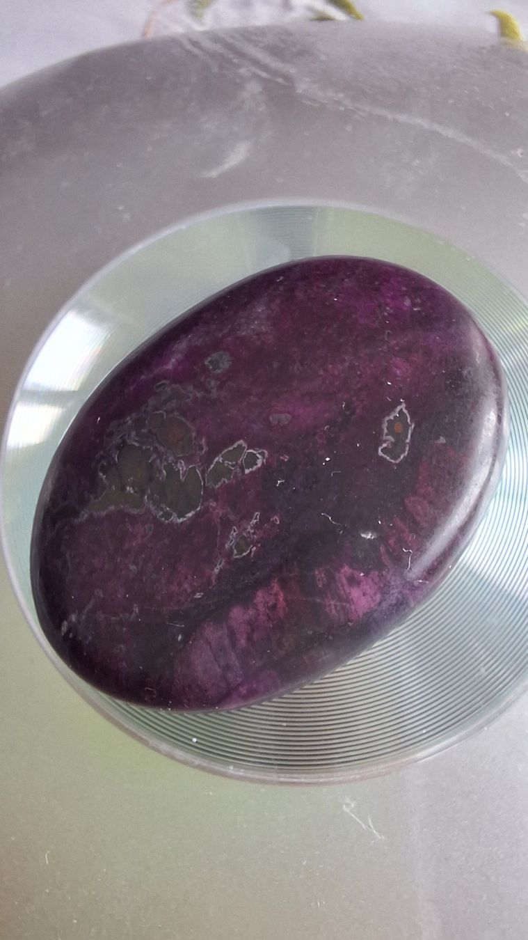 Pietre preziose: Schöner Sugilith 18g, Handschmeichler – Usato da Zürich venduto da anna3929 4