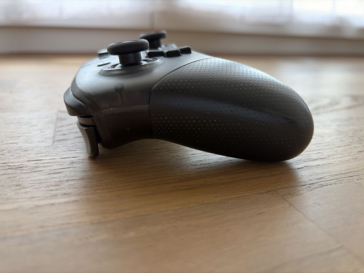 Nintendo Controller: Original Nintendo Switch Pro Controller Schwarz – Top! – Gebraucht aus Magden von whosnipedmyass 5
