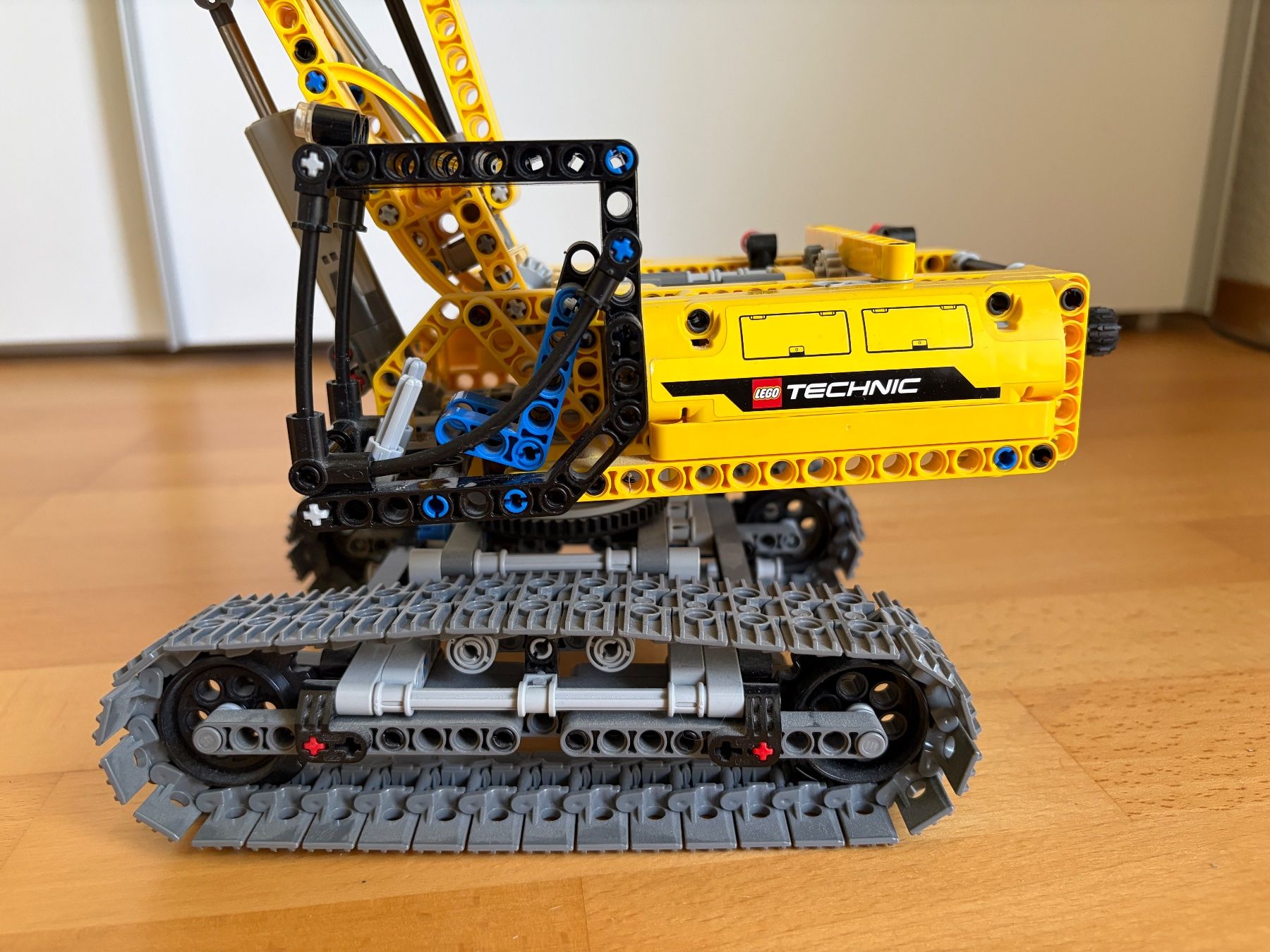 Technics Kit di costruzioni: LEGO 42006 Raupenbagger – Usato da Embrach venduto da paumer-12 3