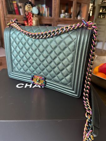 Chanel Boy Bag, limitierte Edition, Top Zustand, wie neu!