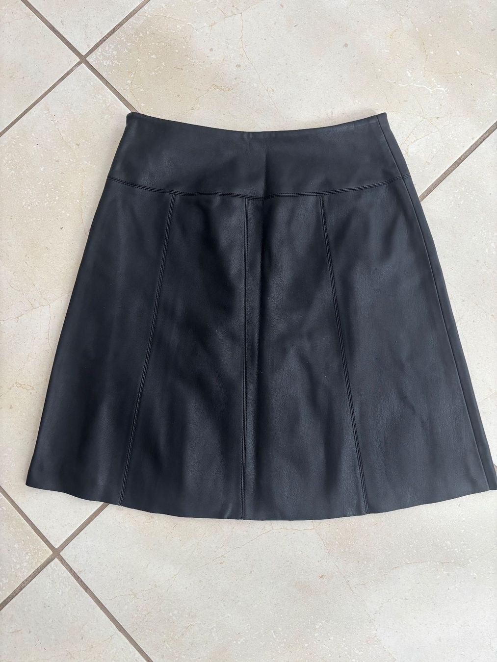 Esprit Gonne: Esprit Minirock, schwarz, Gr. S – Nuovo (secondo la descrizione) da Pfaffhausen venduto da frickda 1
