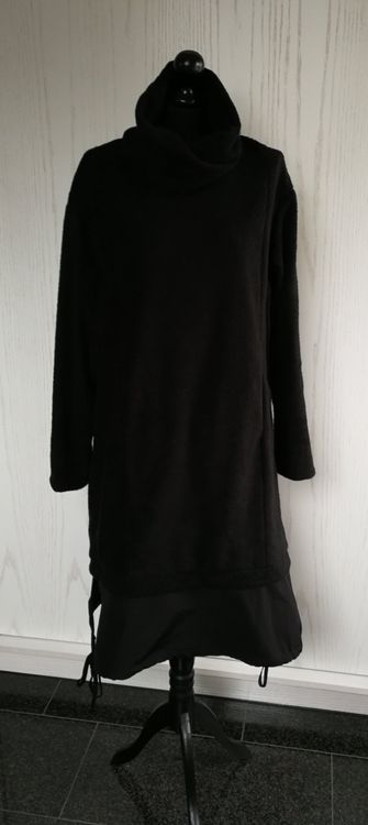 Manteau Studio B3 Modèle Gavin - Taille L/XL - Noir - Style Miyake - Neuf Avec Étiquettes