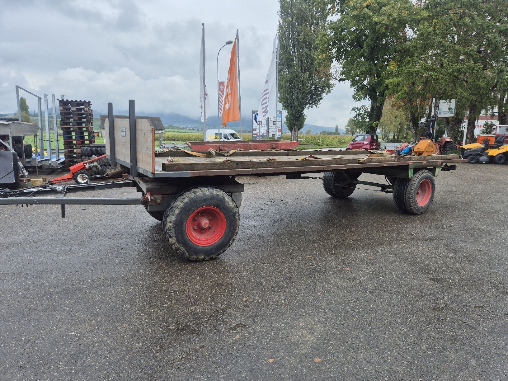 Rimorchi: Anhänger Landwirtschaft – Usato da Hallau venduto da Tmn02
