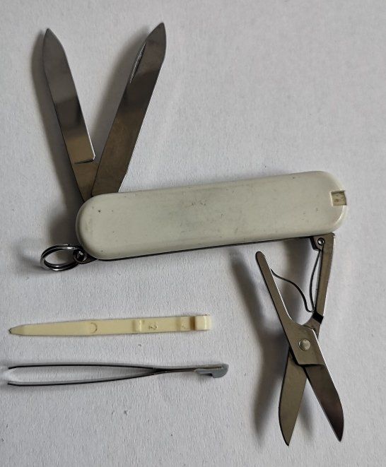 Victorinox Taschenmesser: Kleines Victorinox Sackmesser. Neuwertig. – Neu (gemäss Beschreibung) aus Thun von Dl3604 3