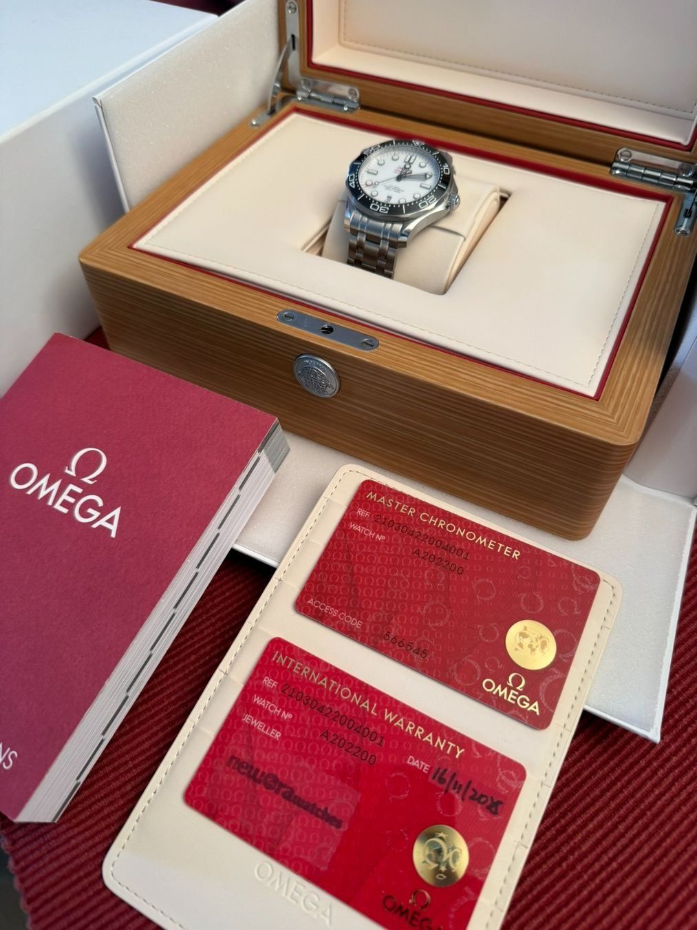 Omega Uhren: Omega seamaster diver 300 NEU von 16.11.2025 – Neu (gemäss Beschreibung) aus Rorschach von Aaronimus-PHIL 1
