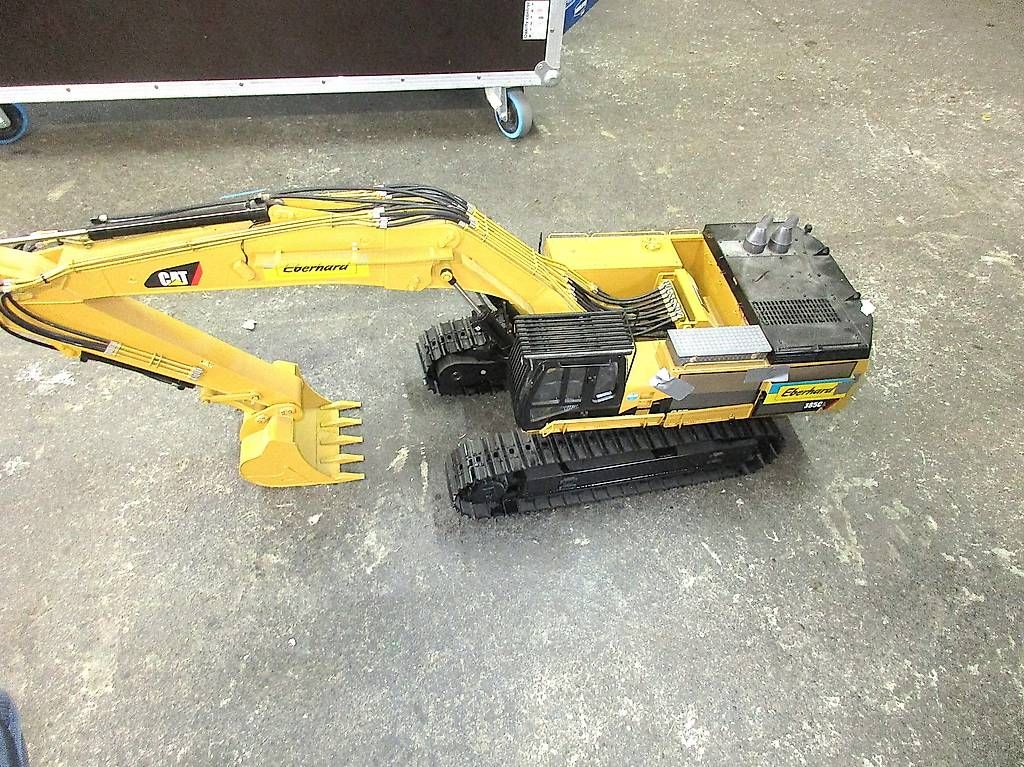 Modellismo RC: Grosser RC CAT / Eberhard 385C Volmetal Hydraulik Bagger – Usato da Safenwil venduto da Harley012 1