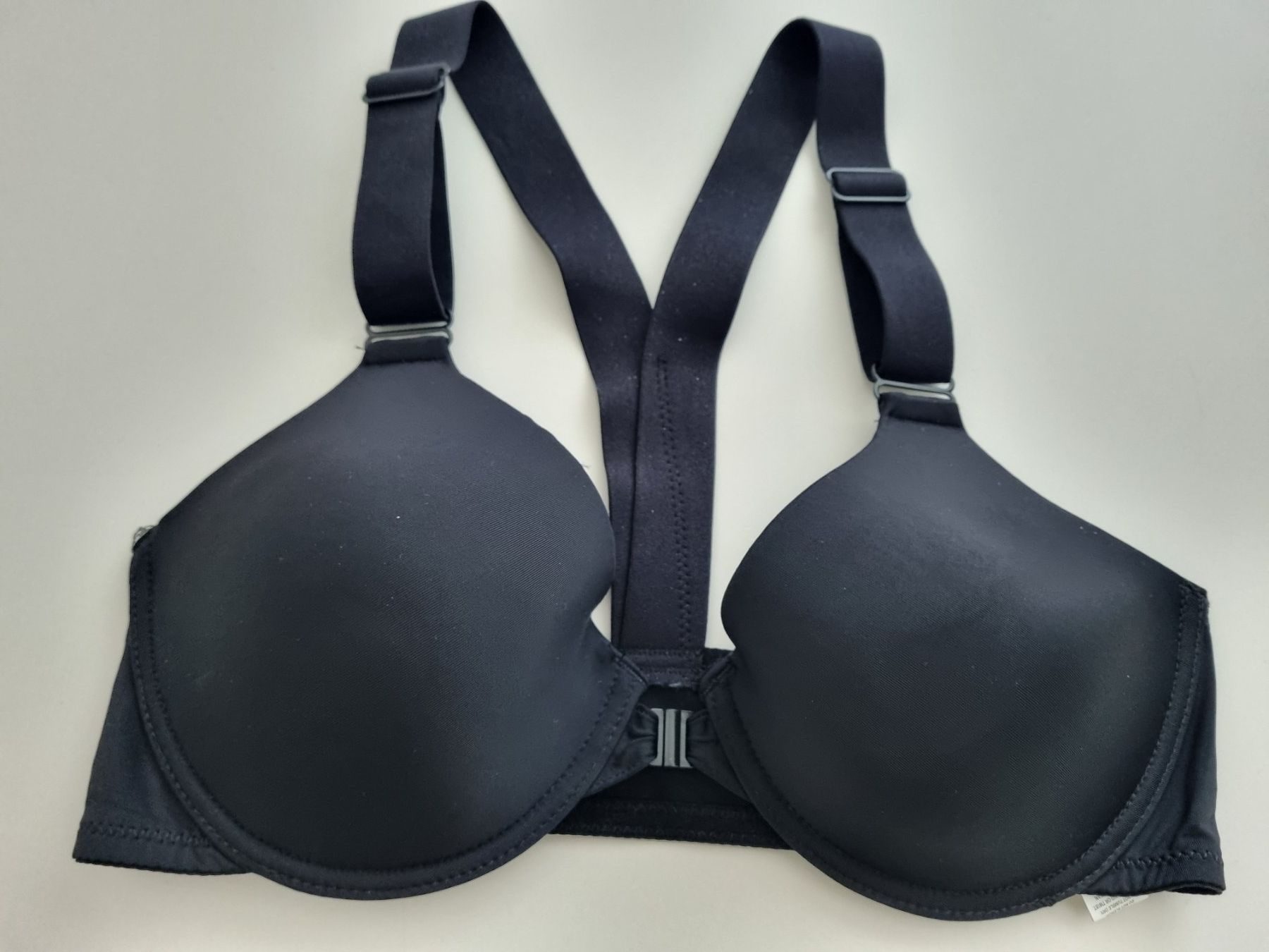 Sonstige Unterwäsche: BH schwarz D 75 mit Vorderverschluss – Neu und originalverpackt aus Zofingen von Felpa