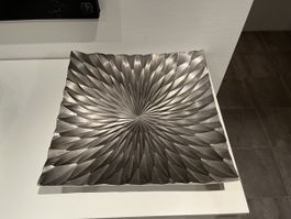 Design-Schale aus Metall – handgemacht – LAMBERT