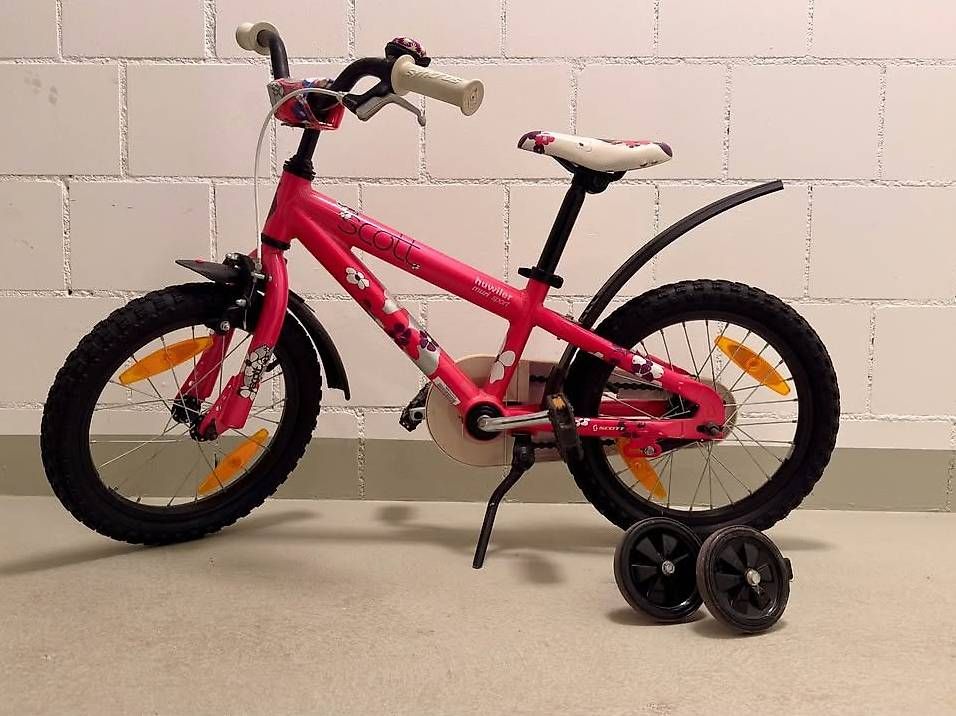 Scott Biciclette: Kinderfahrrad SCOTT 16 Zoll  mit Stützrädern – Usato da Matzendorf venduto da sas_skl6 3